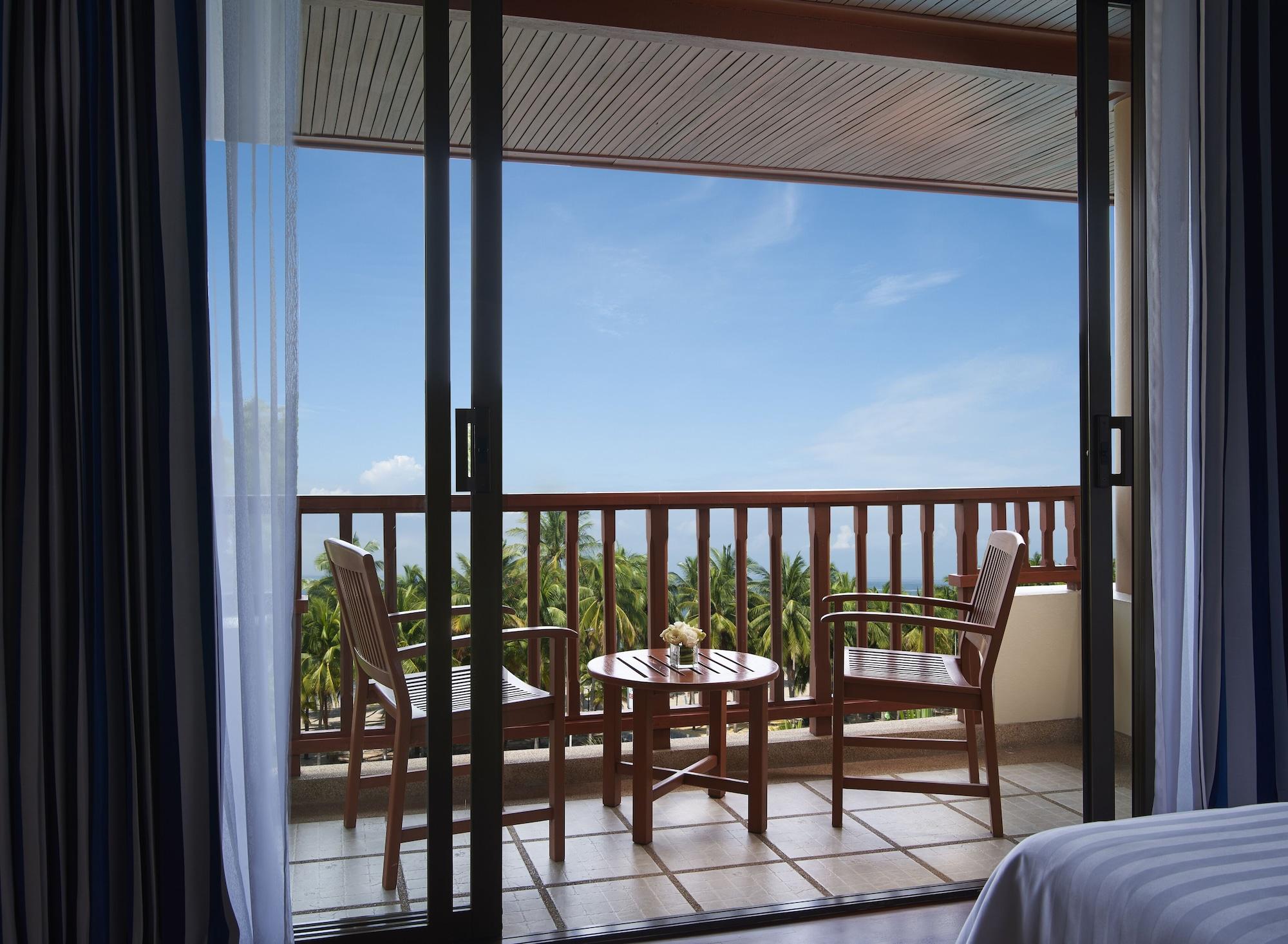 The Tide Resort Bangsaen Exterior foto