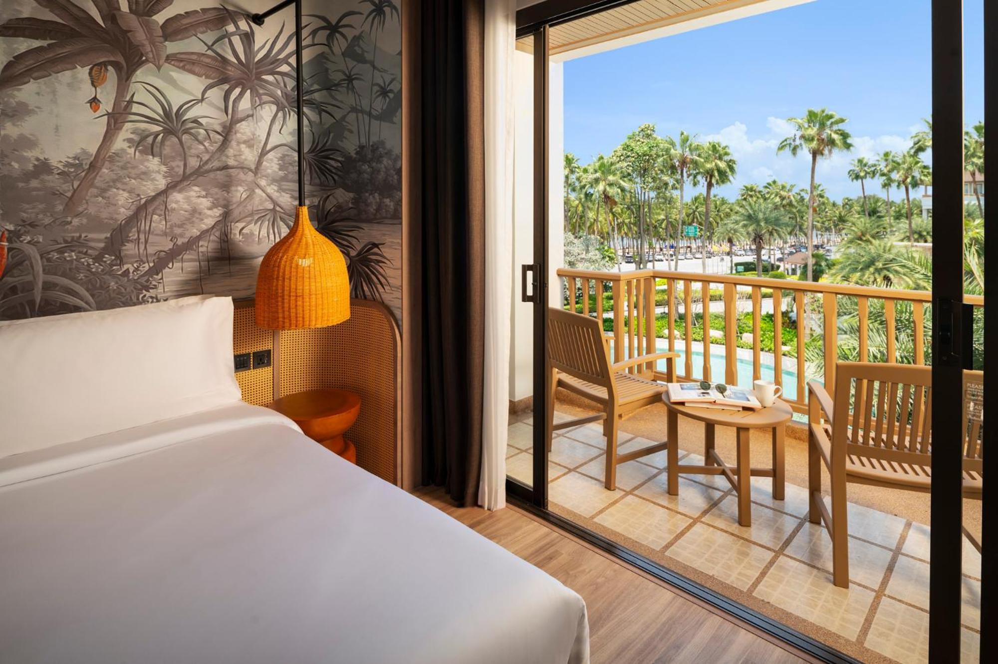 The Tide Resort Bangsaen Exterior foto